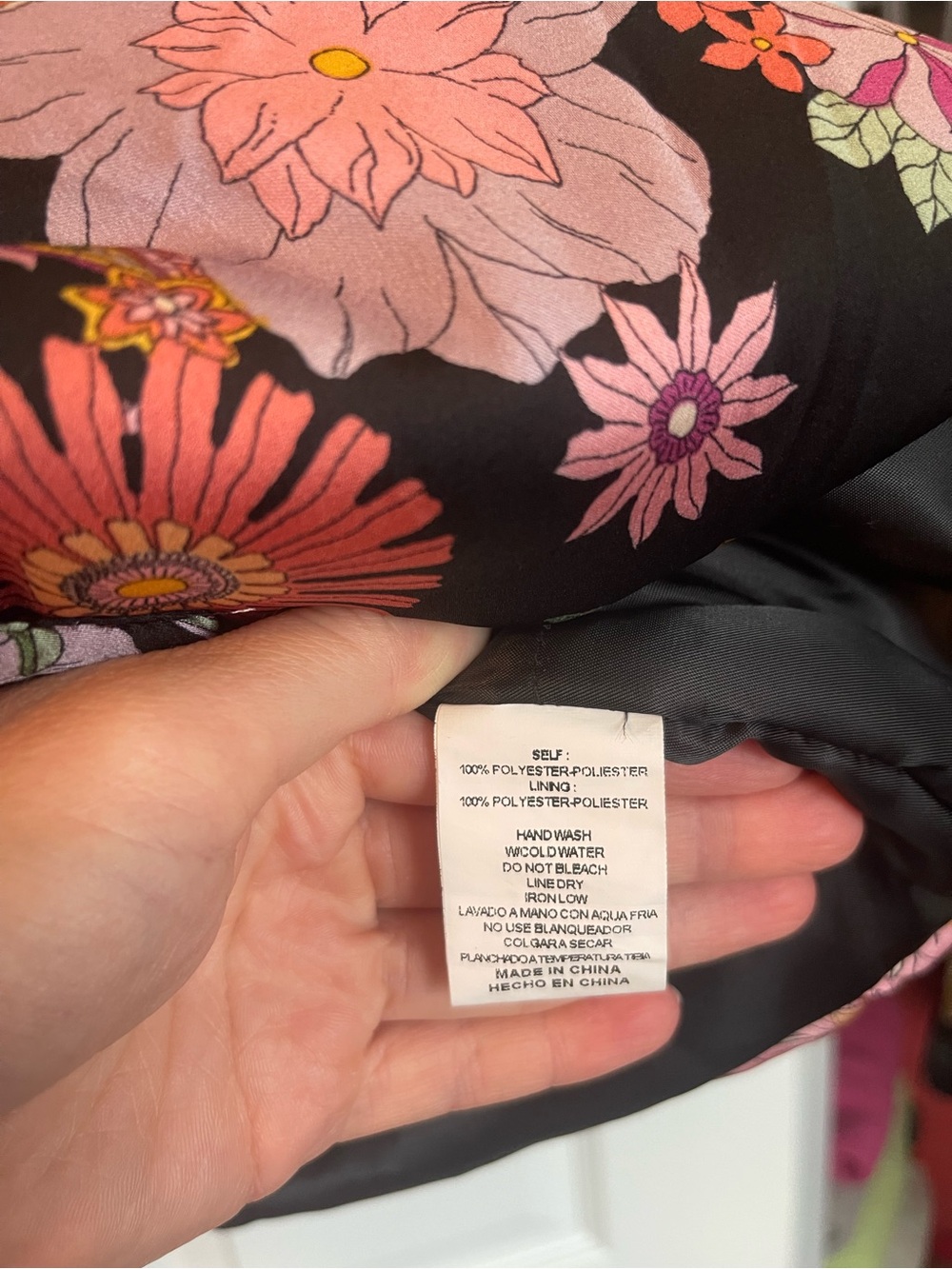 &merci Black Floral Puffer Vest with Pink Flower Print - Picture 7 of 9